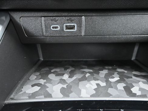 New 2026 Chevrolet Colorado W/T w/ WT Custom Package AWD/4WD image 20