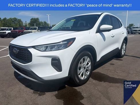 Used 2023 Ford Escape Active FWD image 2