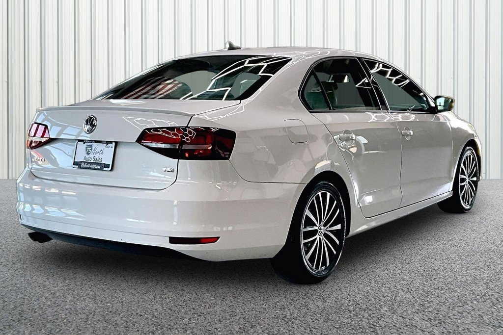 Used 2016 Volkswagen Jetta Sport FWD image 6