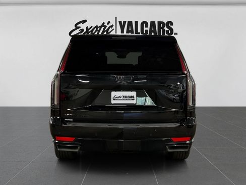 Used 2022 Cadillac Escalade ESV Sport Platinum w/ LPO, Floor Liner Package AWD/4WD image 4