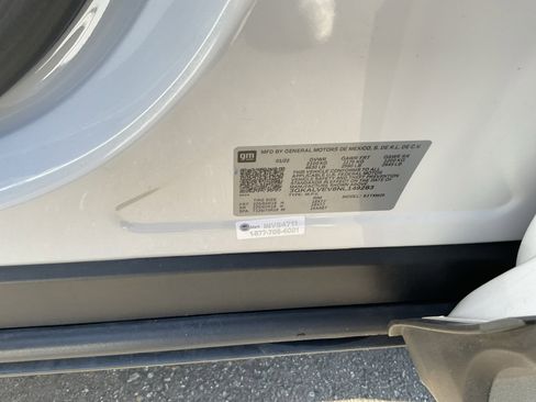 Used 2022 GMC Terrain SLT image 28