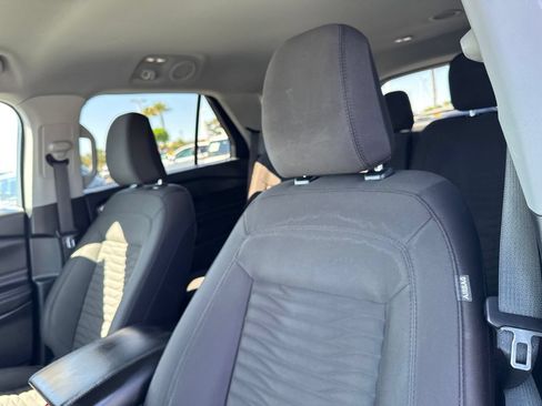 Used 2021 Ford Explorer XLT RWD image 17