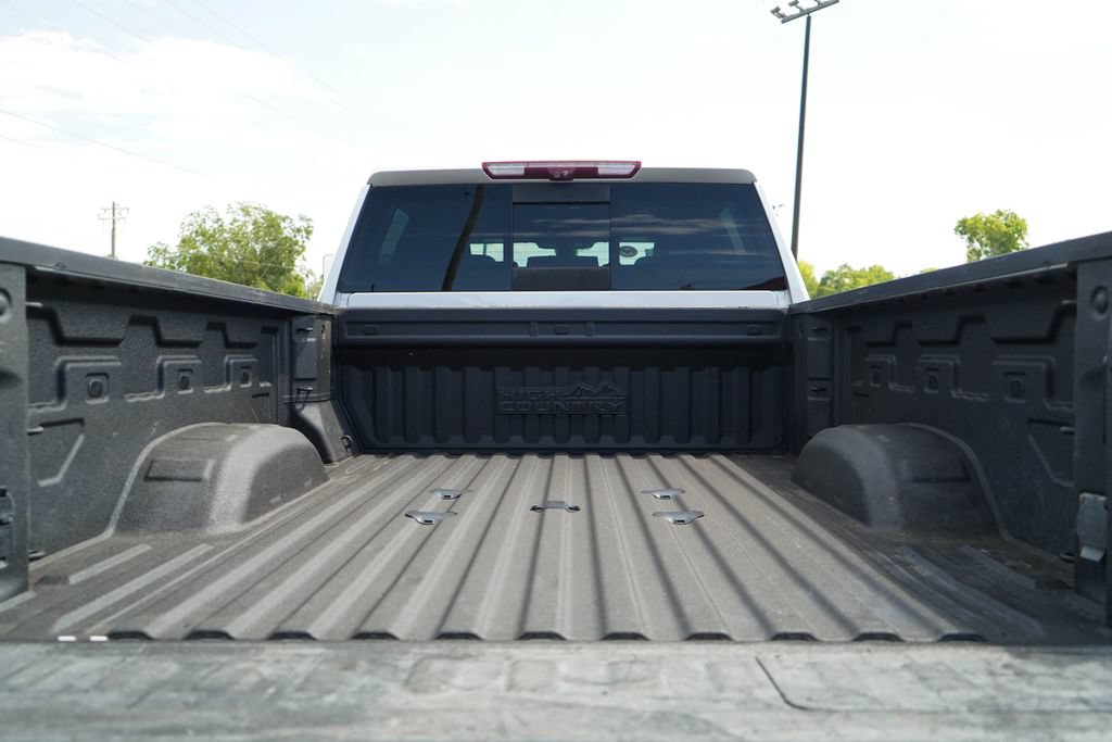 Used 2022 Chevrolet Silverado 2500 High Country w/ Z71 Off-Road Package AWD/4WD image 21