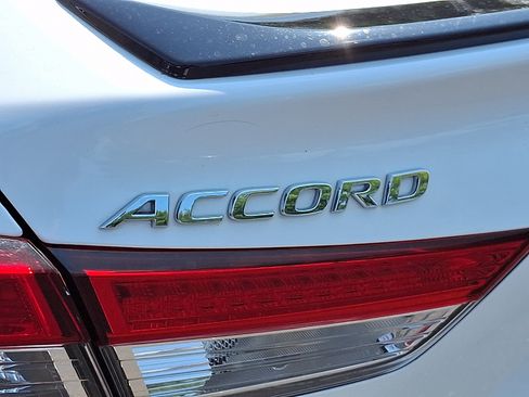 Used 2022 Honda Accord Sport image 31