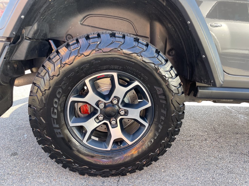 Certified 2022 Jeep Wrangler Unlimited Rubicon w/ LED Lighting Group AWD/4WD image 12