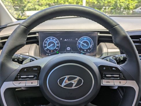 Certified 2024 Hyundai Tucson Limited AWD/4WD image 27