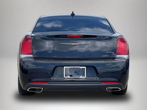 Used 2021 Chrysler 300 S RWD image 6