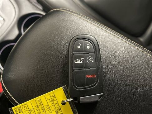 Used 2018 Jeep Cherokee Limited image 20