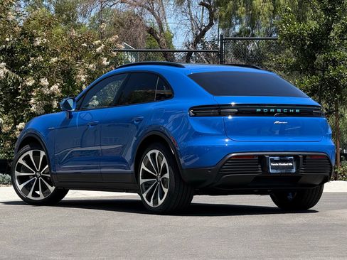 New 2026 Porsche Macan Electric RWD image 3