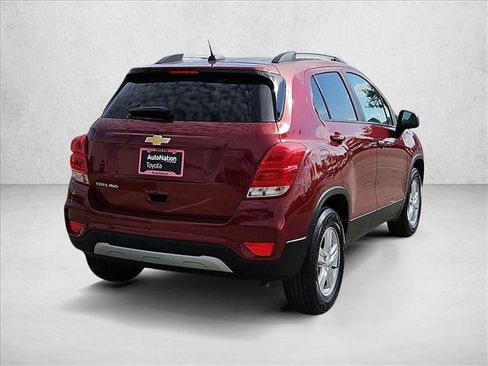 Used 2022 Chevrolet Trax LT w/ Driver Confidence Package image 5