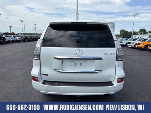 Used 2018 Lexus GX 460 Premium w/ Premium Package AWD/4WD image 4