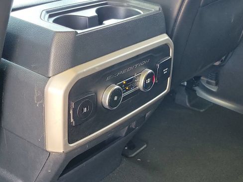 Used 2024 Ford Expedition Max XLT RWD image 15