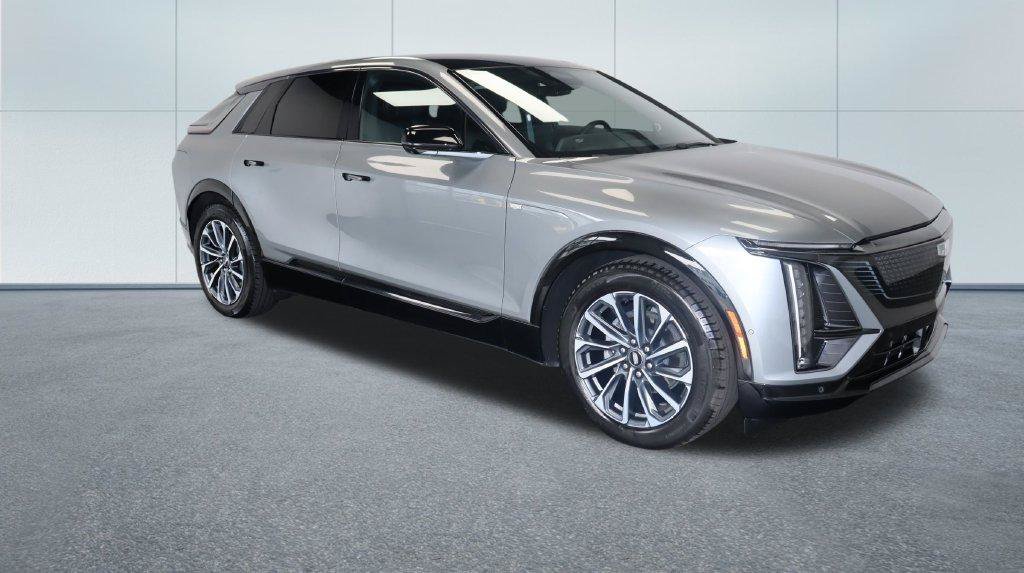 Certified 2024 Cadillac Lyriq Sport AWD/4WD image 9