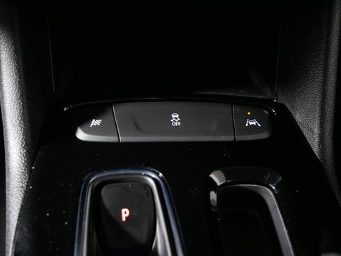 Used 2022 Chevrolet Bolt LT image 29