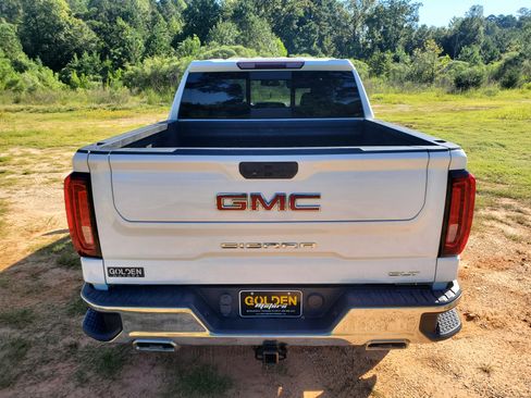 Used 2021 GMC Sierra 1500 SLT w/ SLT Convenience Package image 11