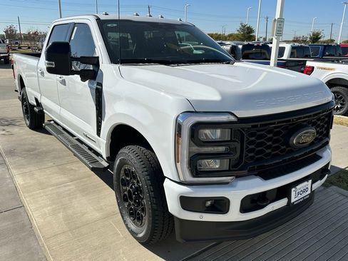New 2026 Ford F350 Lariat w/ Black Appearance Package image 29