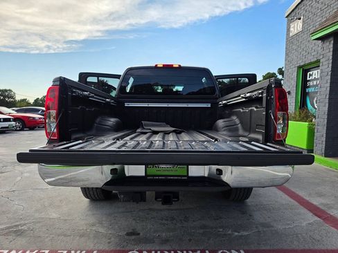 Used 2012 Nissan Frontier SV w/ SV Premium Utility Pkg RWD image 25