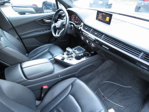 Used 2018 Audi Q7 3.0T Premium Plus w/ Premium Plus Package image 15