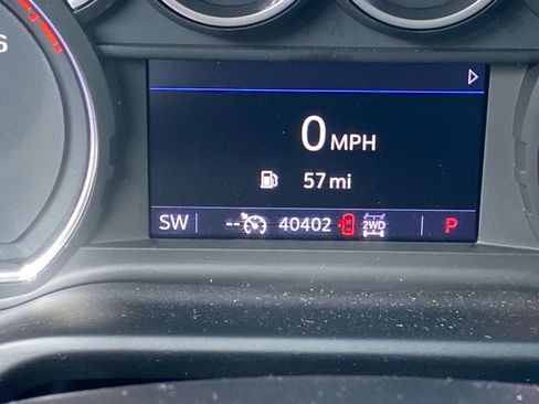 Used 2022 Chevrolet Silverado 1500 LT Trail Boss image 20