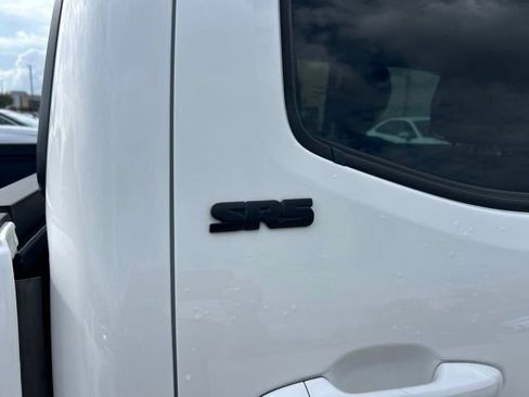 Used 2021 Toyota Tacoma SR5 RWD image 4