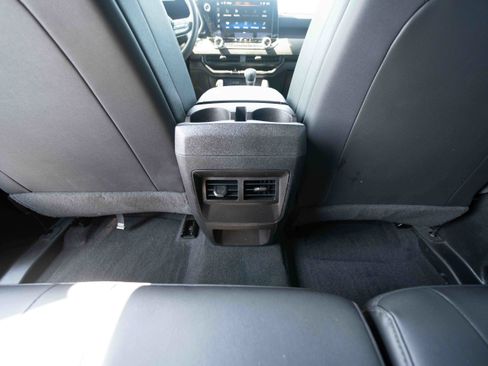 Used 2024 Chevrolet Colorado W/T w/ Safety Package AWD/4WD image 21