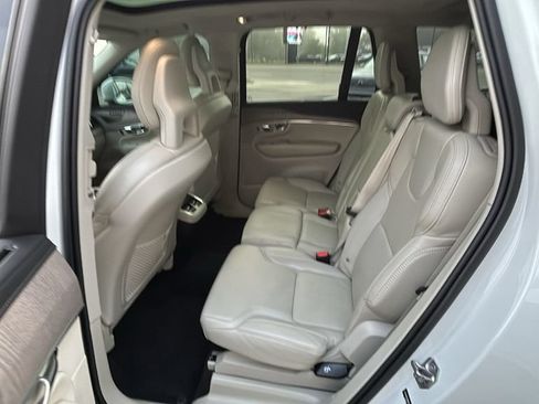 Used 2021 Volvo XC90 T6 Inscription w/ Protection Package Premier AWD/4WD image 10