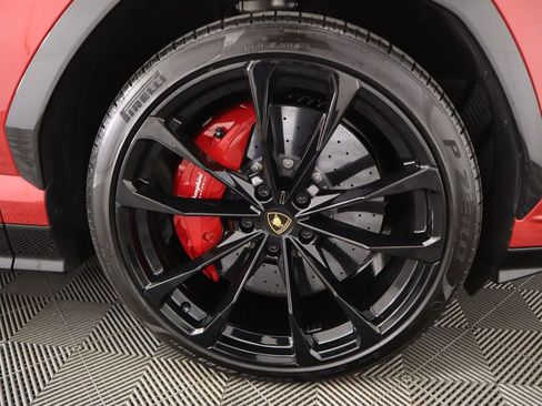 Used 2024 Lamborghini Urus S image 34