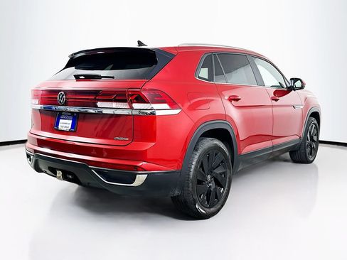 Used 2024 Volkswagen Atlas Cross Sport SE FWD image 8