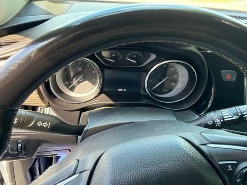 Used 2020 Buick Envision Essence AWD/4WD image 15