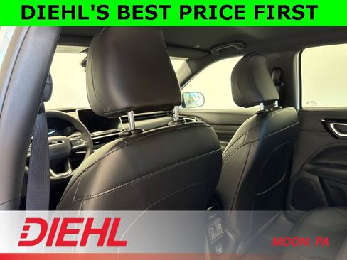 New 2026 Jeep Compass Limited image 18