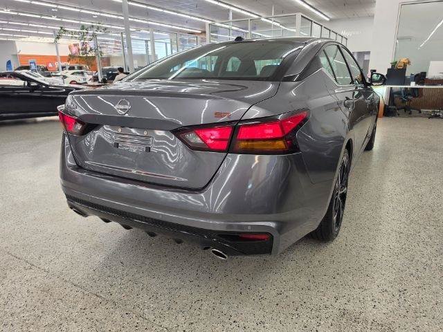 Used 2026 Nissan Altima 2.5 SR FWD image 5