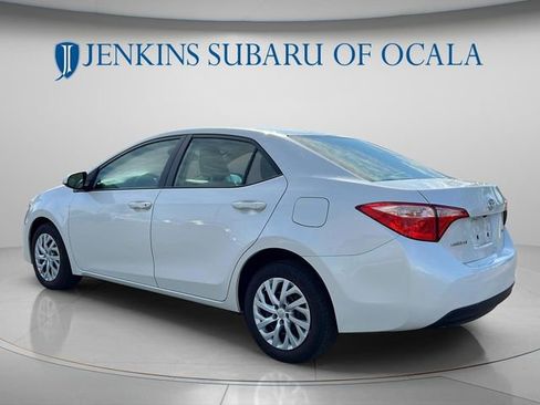Used 2018 Toyota Corolla LE FWD image 5