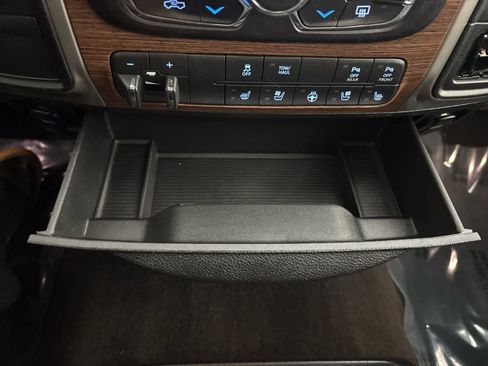 Used 2016 RAM 2500 Laramie AWD/4WD image 33