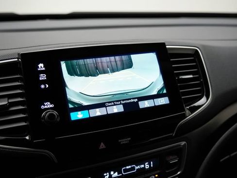 Certified 2023 Honda Passport TrailSport image 4