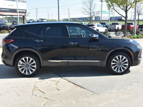 Used 2024 Chevrolet Blazer Premier image 4