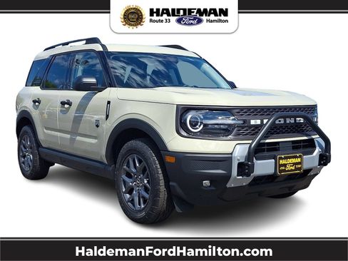 Used 2025 Ford Bronco Sport Big Bend AWD/4WD image 1