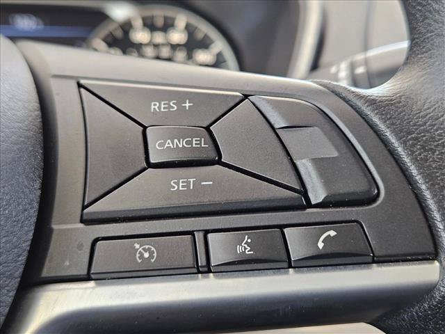 Used 2025 Nissan Altima 2.5 SV FWD image 19