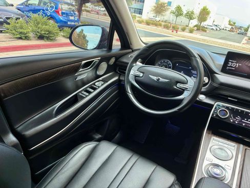 Used 2022 Genesis GV80 2.5T w/ Advanced Package 03 RWD image 17