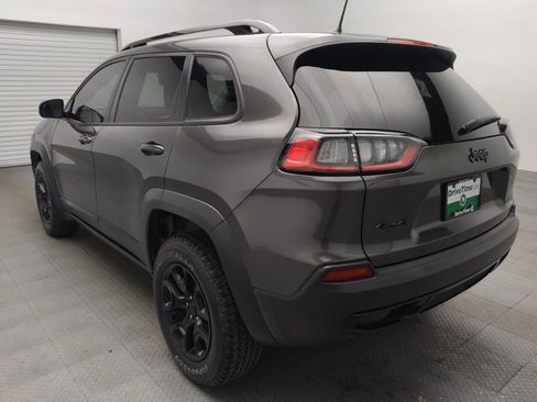 Used 2022 Jeep Cherokee Latitude AWD/4WD image 5