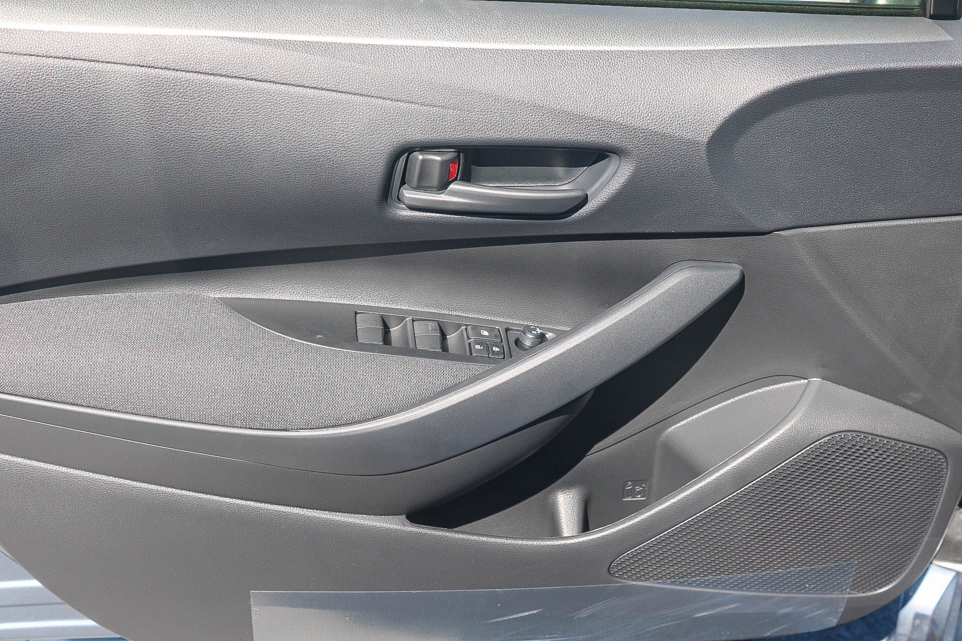 New 2027 Toyota Corolla LE FWD image 23