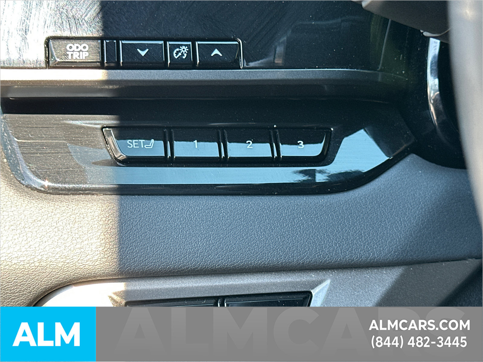 Used 2024 Lexus RX 350h w/ Convenience Package AWD/4WD image 36