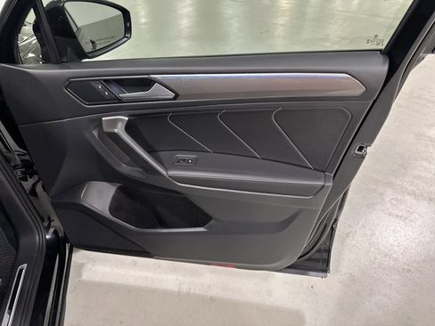 Certified 2024 Volkswagen Tiguan SE R-Line image 38