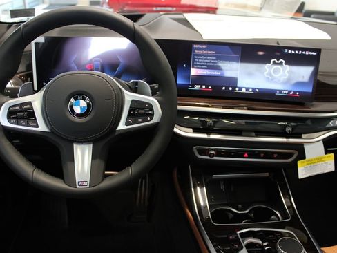 New 2026 BMW X7 xDrive40i image 5