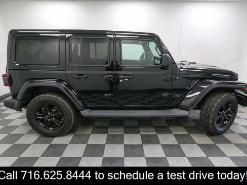 Used 2020 Jeep Wrangler Unlimited Sahara AWD/4WD image 7