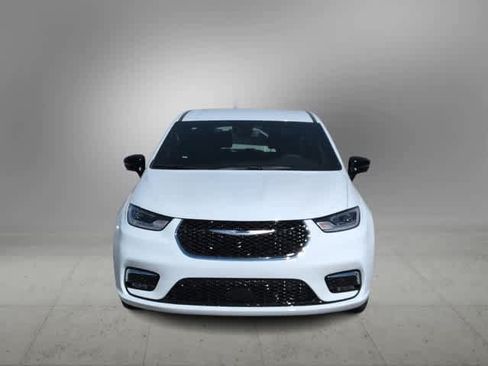 New 2026 Chrysler Pacifica Select FWD image 4
