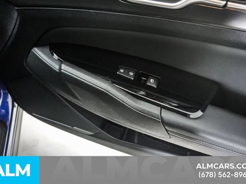 Used 2025 Kia Sportage EX w/ Premium Package FWD image 42