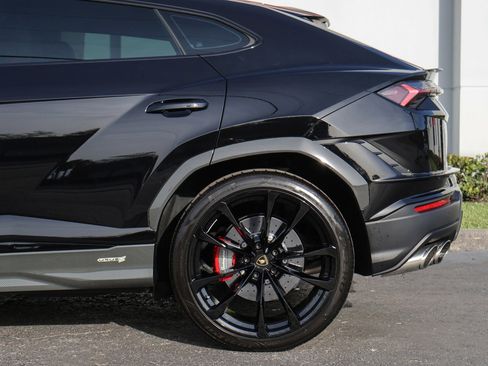 Used 2024 Lamborghini Urus S image 20