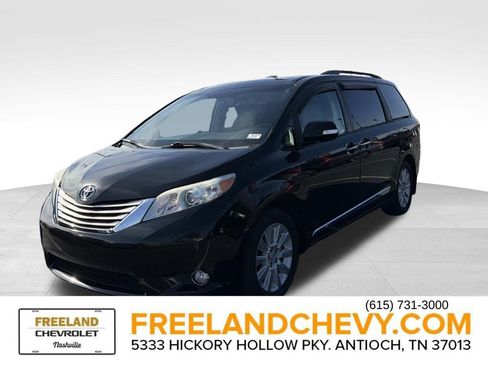Used 2013 Toyota Sienna Limited image 7