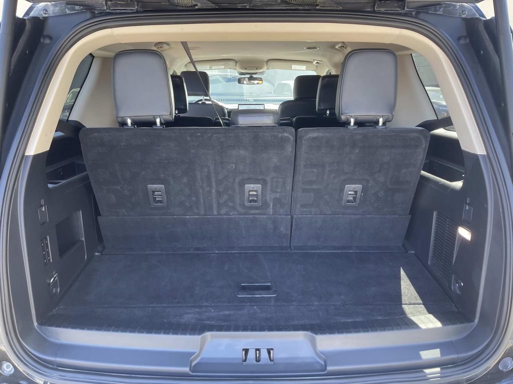 Used 2024 Ford Expedition XLT AWD/4WD image 15