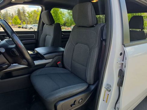 Used 2020 RAM 1500 Big Horn AWD/4WD image 11